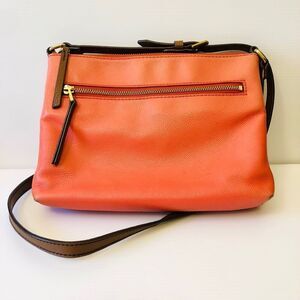 Fossil East West Pebbled Crossbody Leather Bag Coral/Orange Beachy Boho Festiva